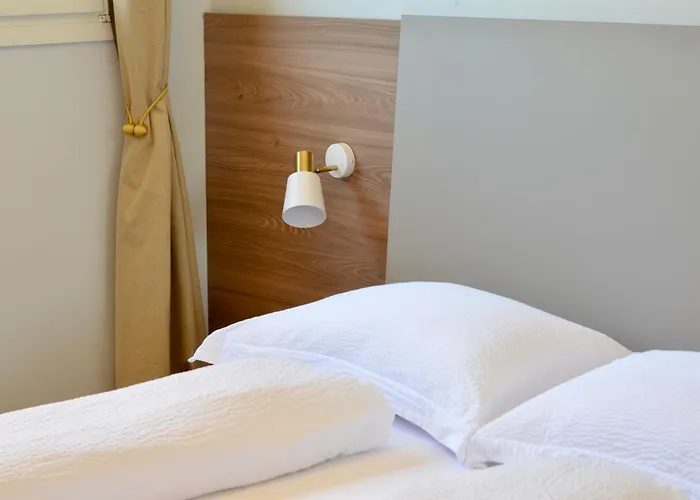 Il Fico Iseo Bed & Breakfast 3*